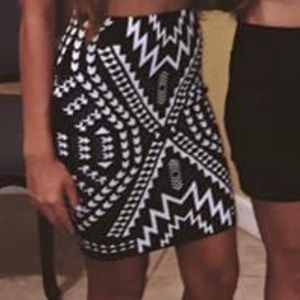 H&M black white and blue pencil woven skirt size xs